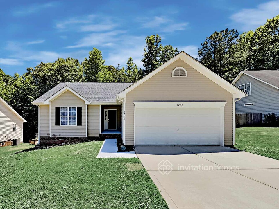 4708 Waterbell Ln in Waxhaw, NC - Building Photo