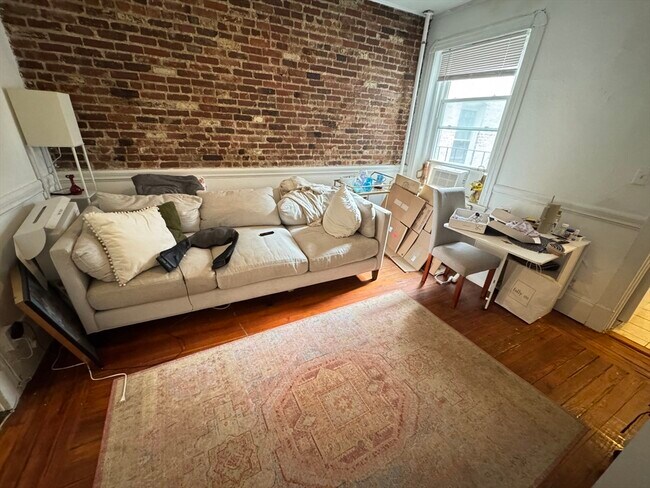 property at 36 Anderson St