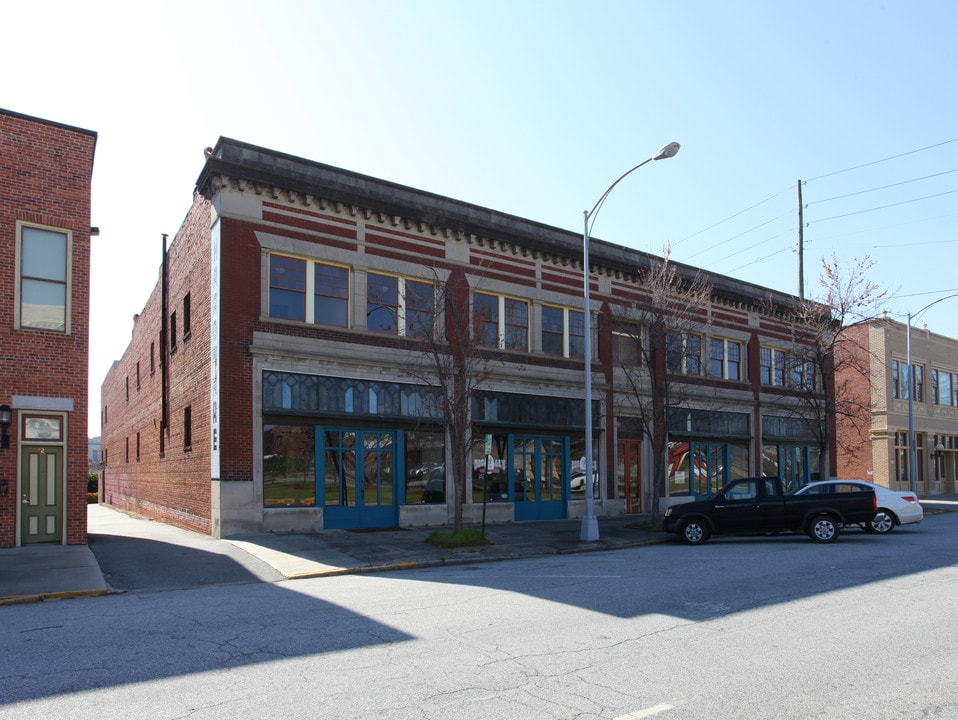 Lee Lofts in Macon, GA - Building Photo