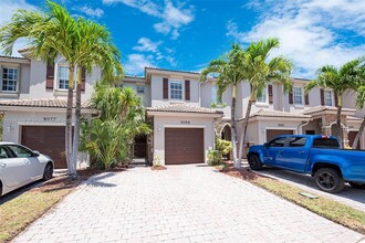 9369 SW 219th St in Cutler Bay, FL - Building Photo - Building Photo