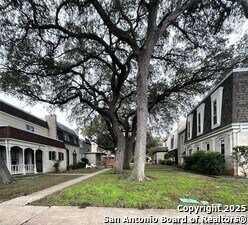 636 Strings Dr in San Antonio, TX - Building Photo