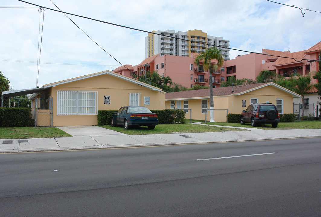 840 SW 7th St in Miami, FL - Building Photo