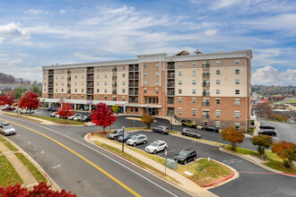 865 East in Harrisonburg, VA - Foto de edificio - Building Photo