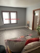 218 Pleasant St in Waterloo, IA - Building Photo - Building Photo