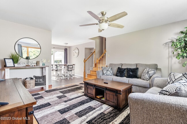 5 Sleepy Ct in Ballston Spa, NY - Building Photo - Building Photo