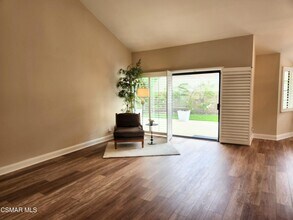 3004 Shadow Brook Ln in Thousand Oaks, CA - Building Photo - Building Photo