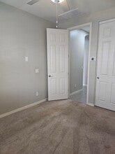 15092 W Portland St in Goodyear, AZ - Foto de edificio - Building Photo