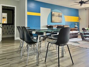 215 Piedmont Ave NE in Atlanta, GA - Foto de edificio - Building Photo