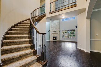 106 Wester Ross Ln in Lakeway, TX - Building Photo - Building Photo