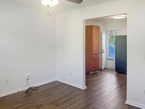 1002 Martin Luther King Jr Dr in Greensboro, NC - Building Photo - Building Photo