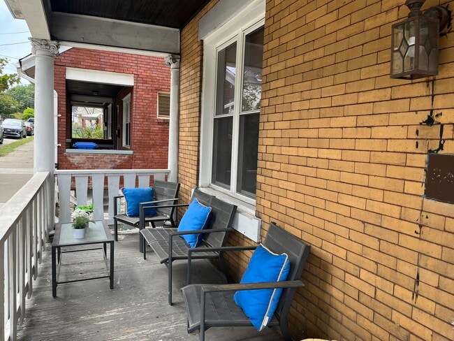 241 W 9th Ave, Unit Apt 1