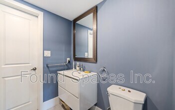 29 Gibson Ave in Hamilton, ON - Building Photo - Building Photo