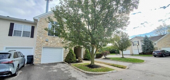 5604 Vintage Pl, Unit 5604 in Dublin, OH - Foto de edificio - Building Photo