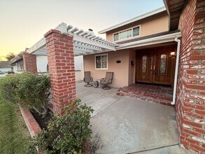 8261 Somerdale Ln in La Palma, CA - Building Photo - Building Photo