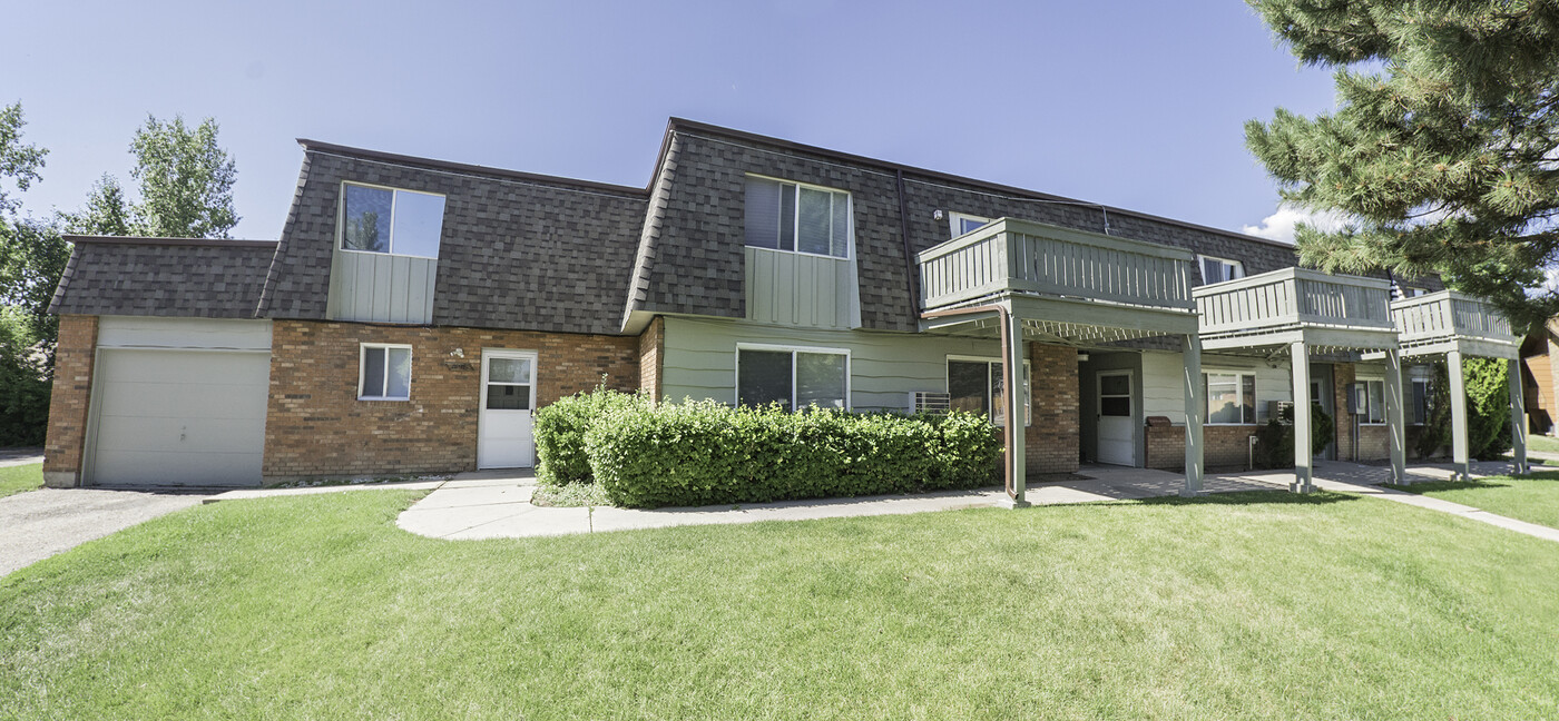 1720 Azalea Ct, Unit 7 in Fort Collins, CO - Building Photo