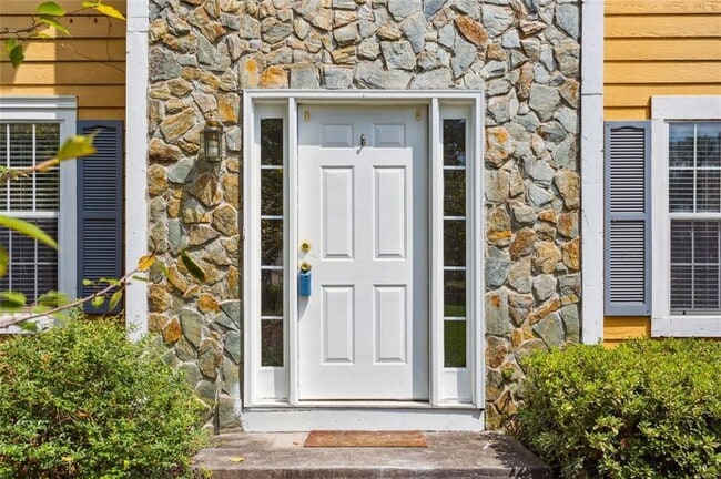 525 Abbotts Hill Ln in Duluth, GA - Building Photo - Building Photo