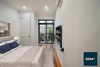 470 Irving Ave in Brooklyn, NY - Building Photo - Building Photo