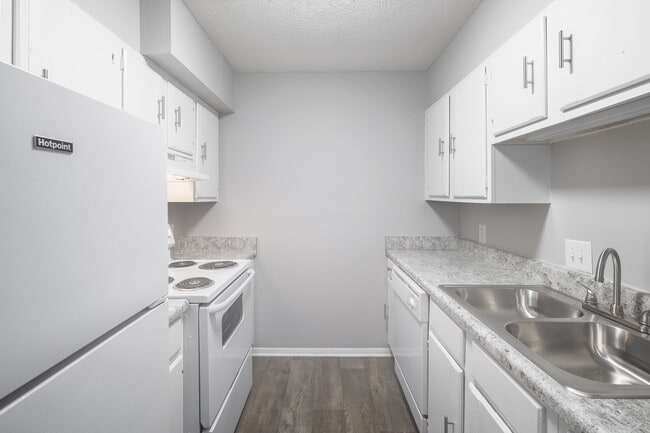 Spring Hill Apartments