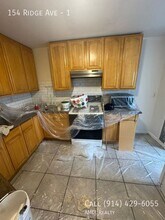 154 Ridge Ave in Yonkers, NY - Building Photo - Building Photo