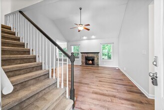 3293 S Senseney Cir in Clarksville, TN - Building Photo - Building Photo