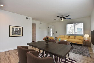 2308 N 28th PL in Phoenix, AZ - Building Photo - Building Photo