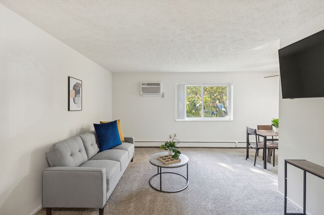 property at 5556 Broadview Rd