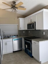 9164 SW 132nd Ln in Miami, FL - Building Photo - Building Photo
