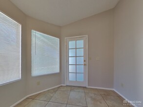 7937 W Windrose Dr in Peoria, AZ - Building Photo - Building Photo