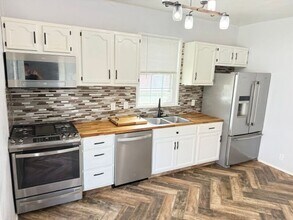 3304 Daytona Ave in Cincinnati, OH - Building Photo - Building Photo