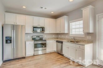 901 Stokewood Pl in Spring Hill, TN - Building Photo - Building Photo