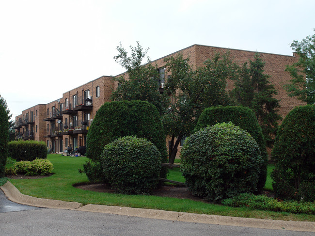 Mission Creek in Palatine, IL - Foto de edificio - Building Photo