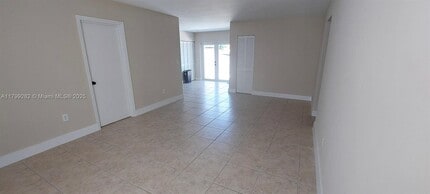4821 SW 129th Ave in Miami, FL - Building Photo - Building Photo