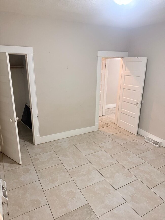 property at 249 N 17th St