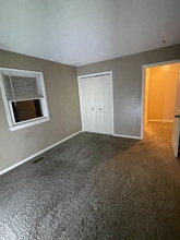 8310 Damascus Cir in Louisville, KY - Building Photo - Building Photo