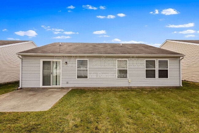 2361 Maxwell Dr in West Lafayette, IN - Building Photo - Building Photo