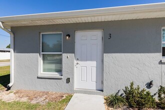 1210 Ave Z SE in Winter Haven, FL - Building Photo - Building Photo