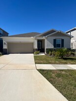 1683 Sugarbelle Cir in Mascotte, FL - Building Photo