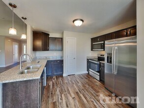 1085 Dublin Dr in Clarksville, TN - Building Photo - Building Photo