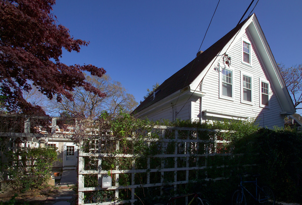 5 Kiley Ct in Provincetown, MA - Building Photo