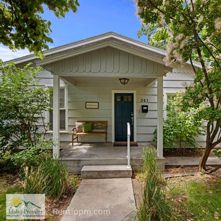 241 Flume St in Boise, ID - Foto de edificio