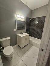 4749 S Prairie Ave in Chicago, IL - Building Photo - Building Photo