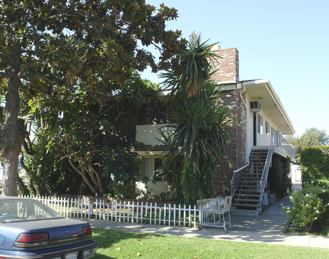 105 S Granada Ave