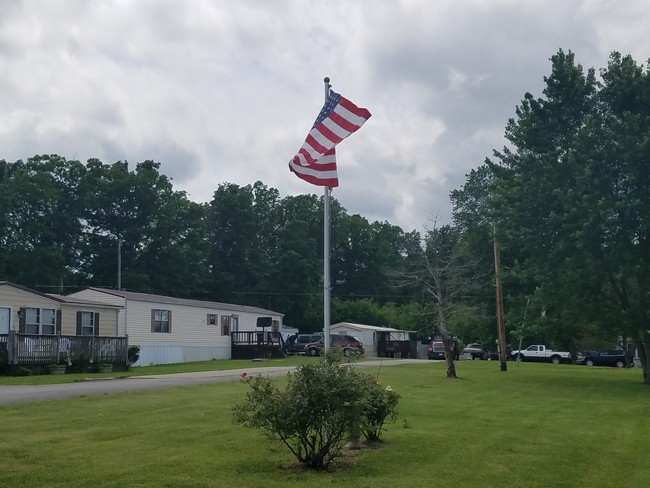 Suburban Mobile Home Park in Frankfort, KY - Building Photo - Building Photo