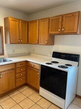 1214 S Dewey St in Eau Claire, WI - Building Photo - Building Photo