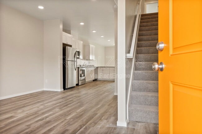 1682 SW Salmon Ave in Redmond, OR - Building Photo - Building Photo