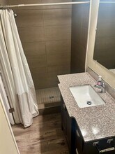 650 W Donner Ave in Clovis, CA - Building Photo - Building Photo