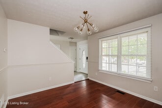 9505 River Trail Dr in Louisville, KY - Building Photo - Building Photo