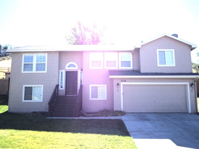 5154 S Deselm Way in Boise, ID - Building Photo