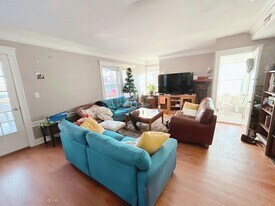 235 Commonwealth Ave in Chestnut Hill, MA - Building Photo