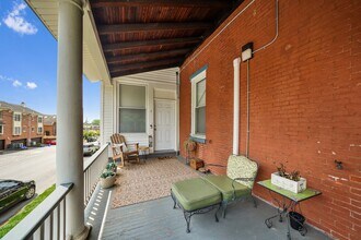 400 N Church St, Unit 4 in West Chester, PA - Foto de edificio - Building Photo